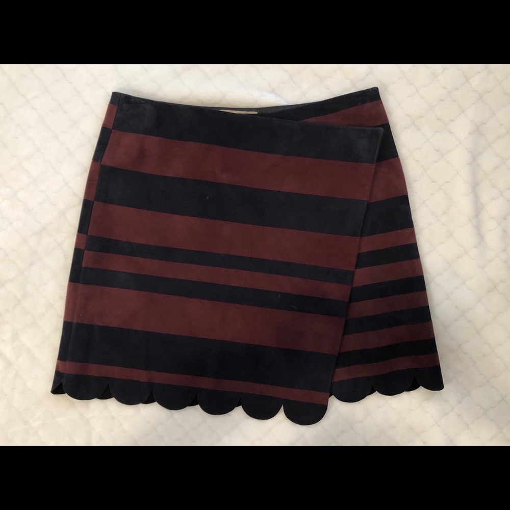 Burberry leather skirt size us4